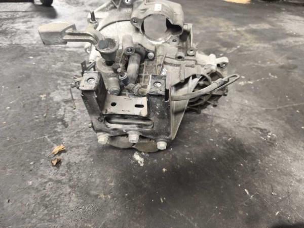 BOITE DE VITESSE MANUEL VW POLO 6R... / AUDI / SEAT / SKODA 1.0MPI CODE: QAD - Vue 4